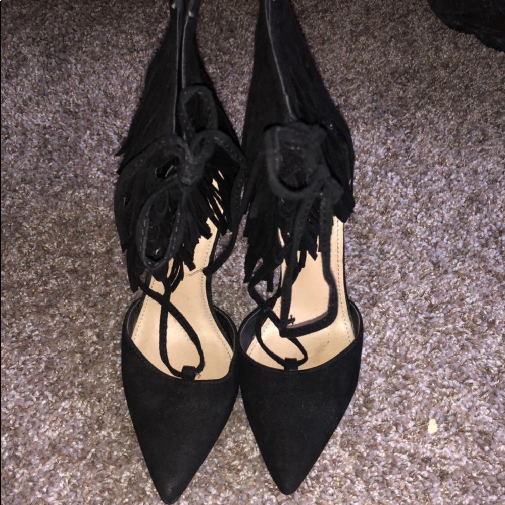 Heels - Picture 4 of 4